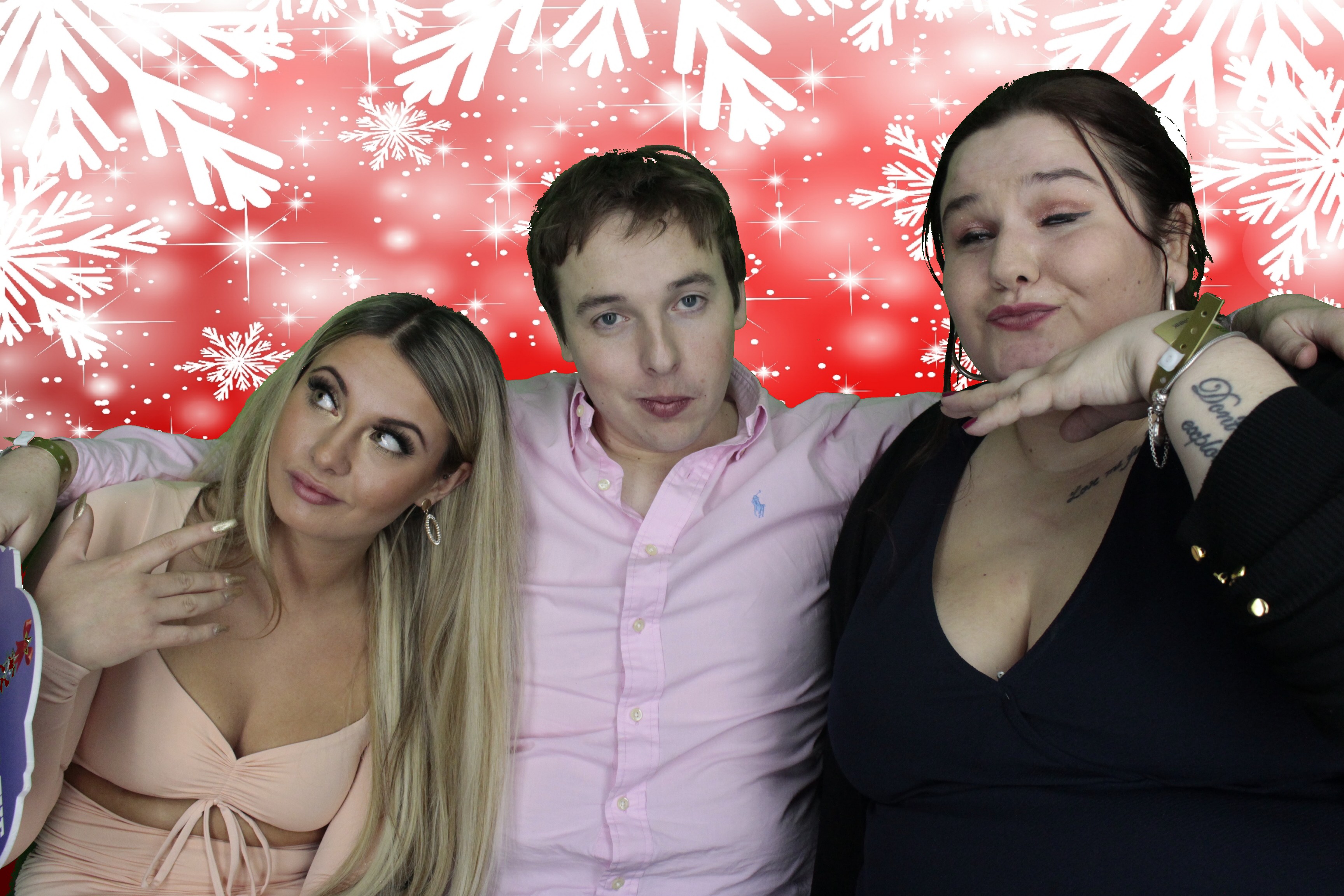 Domestic and General Christmas Party 2019 | View more photos from the event at gallery.myphotoboothexperience.co.uk/u/MyPhotoBoothExperienceLtd/Domestic-and-General-Christmas-Party-2019